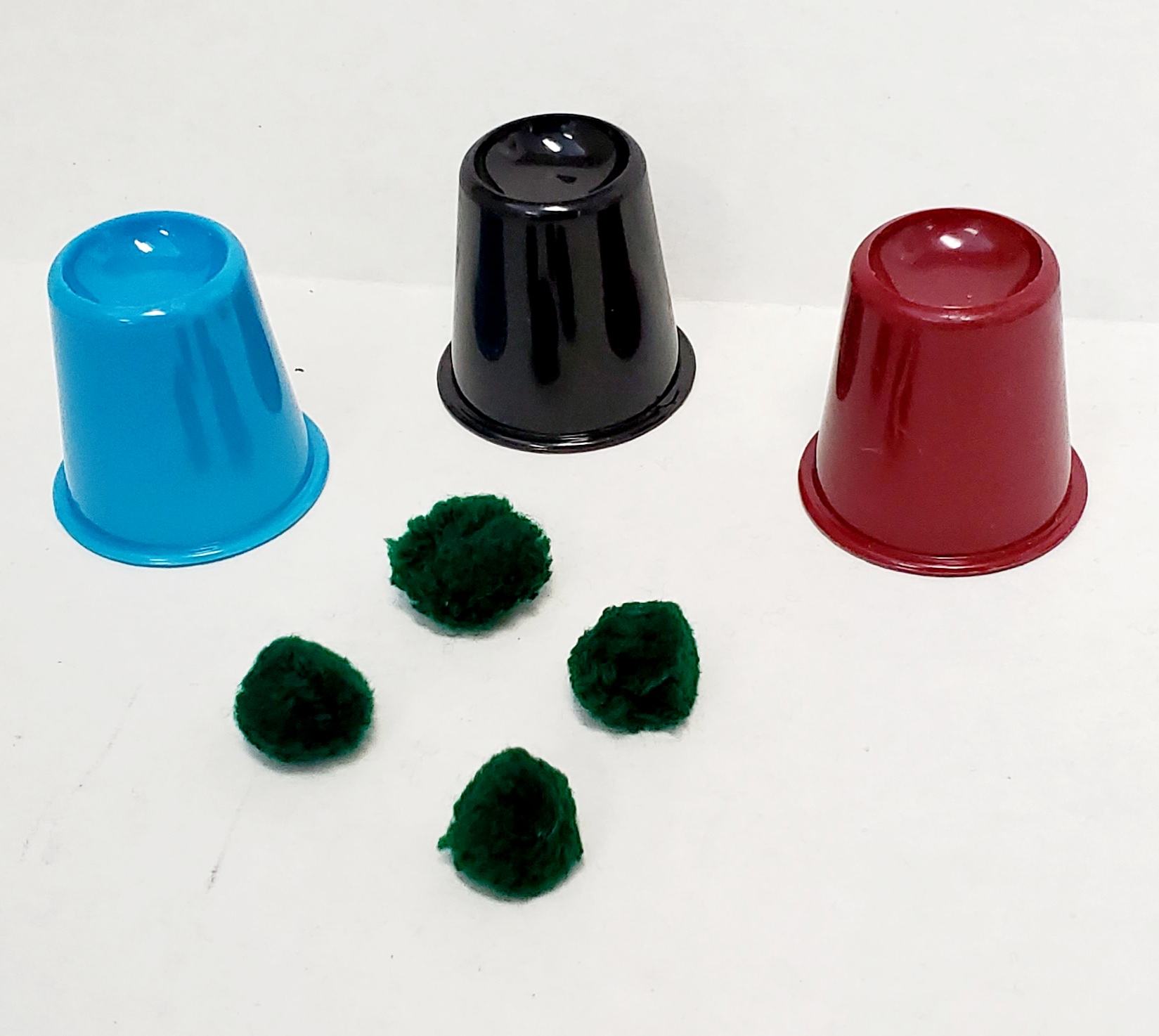 Cups and Balls - Mini Plastic 100 sets (FT) 